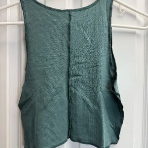 American Eagle Cropped green tank top. Size M